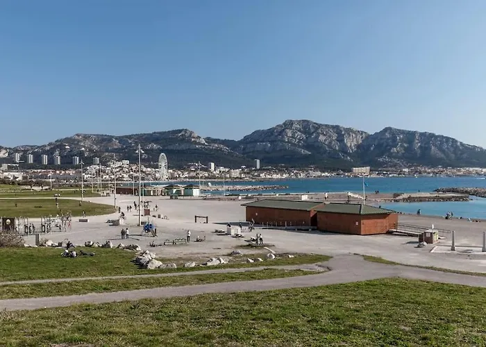 T2 Plage Prado-David, Parc Borely, Parking Privee